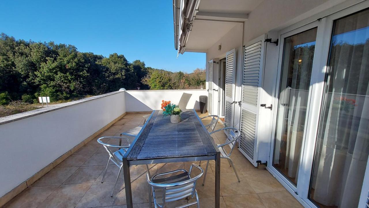 Appartamento Soline Ada Pjescana Uvala Esterno foto