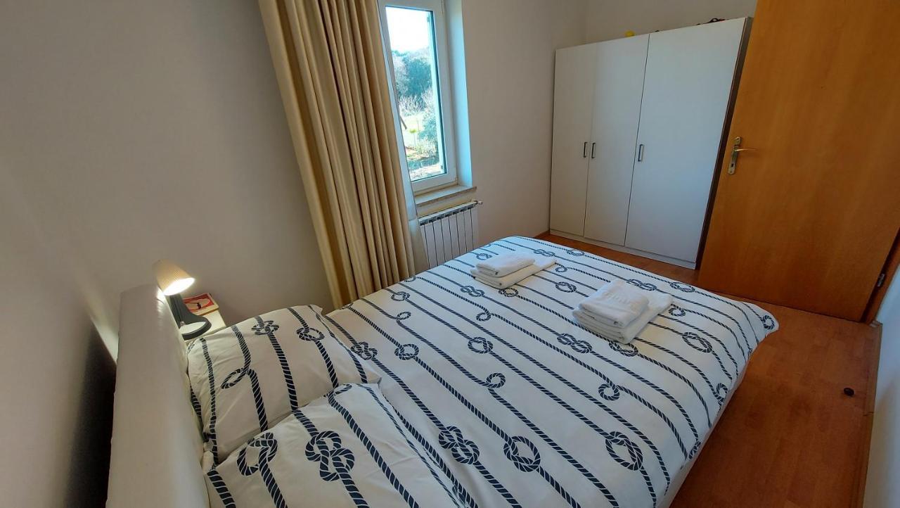 Appartamento Soline Ada Pjescana Uvala Esterno foto