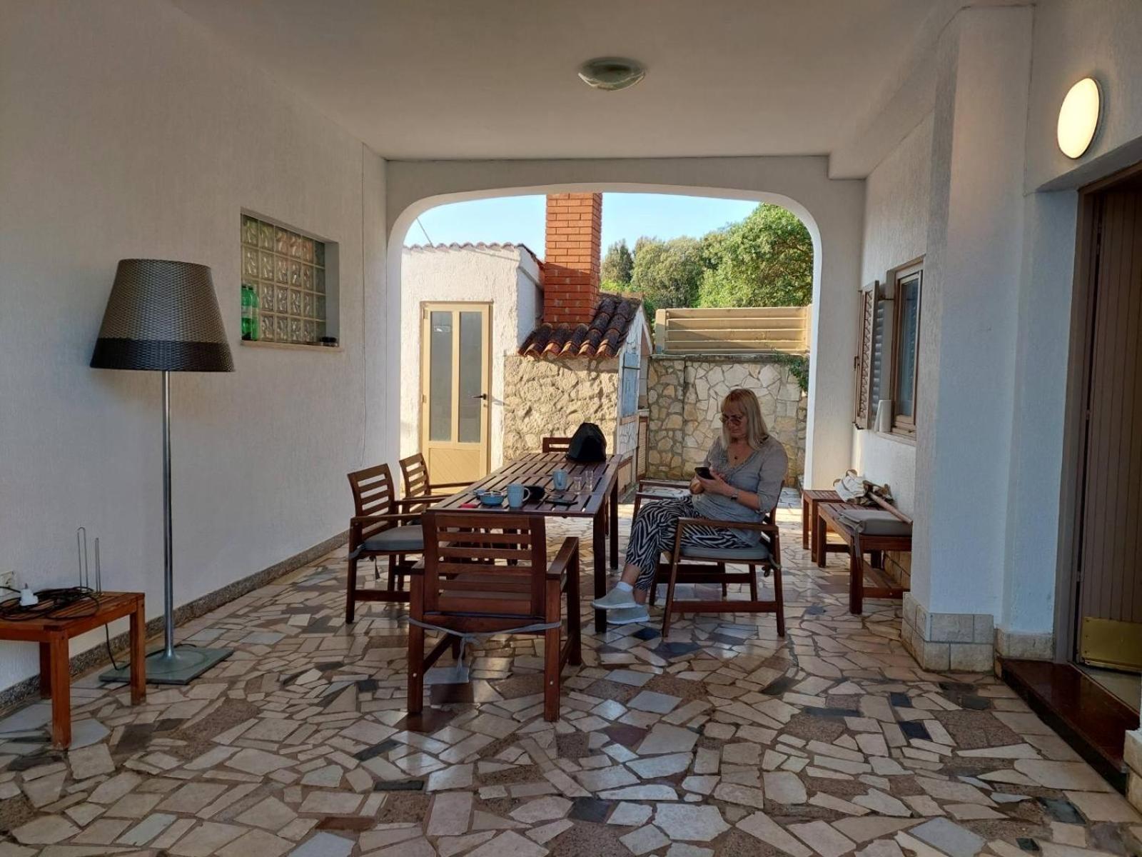 Appartamento Soline Ada Pjescana Uvala Esterno foto